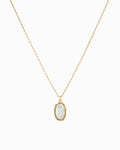 Oval Frame Minimal Pearl Necklace