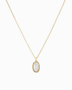 Oval Frame Minimal Pearl Necklace